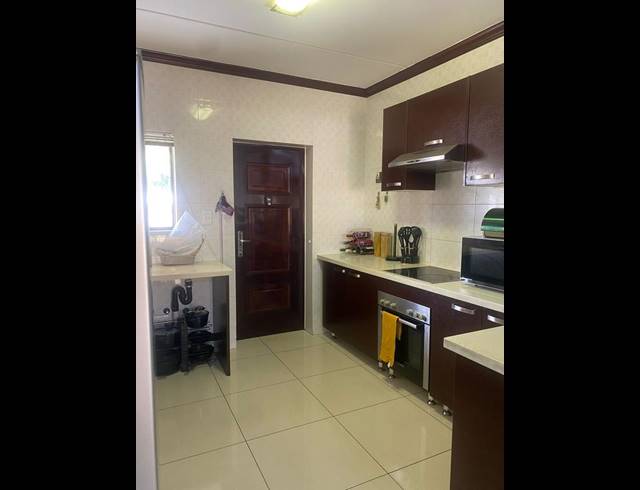 2 BEDROOM APARTMENT FOR SALE IN SUMMERSET